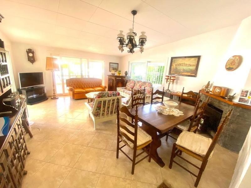 Foto 76c548b4-7b98-482e-bf42-eee98595c297. Chalet en calle Requesens 87 en Requesens Empuriabrava