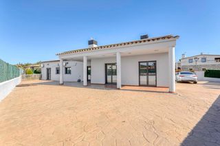 Chalet  Calle canigó