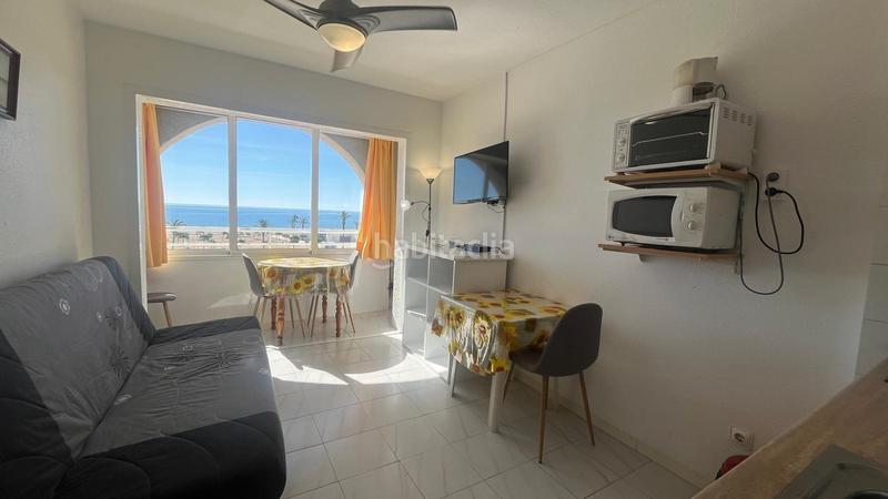 Foto 2ce68007-cdf0-44fc-b220-2fb5a3cb900d. Apartamento  reformado con vistas al mar en Empuriabrava