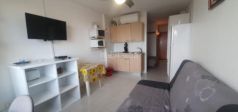 Foto e05dc97c-67a1-45f7-92a4-a679adcdf177. Apartamento  reformado con vistas al mar en Empuriabrava