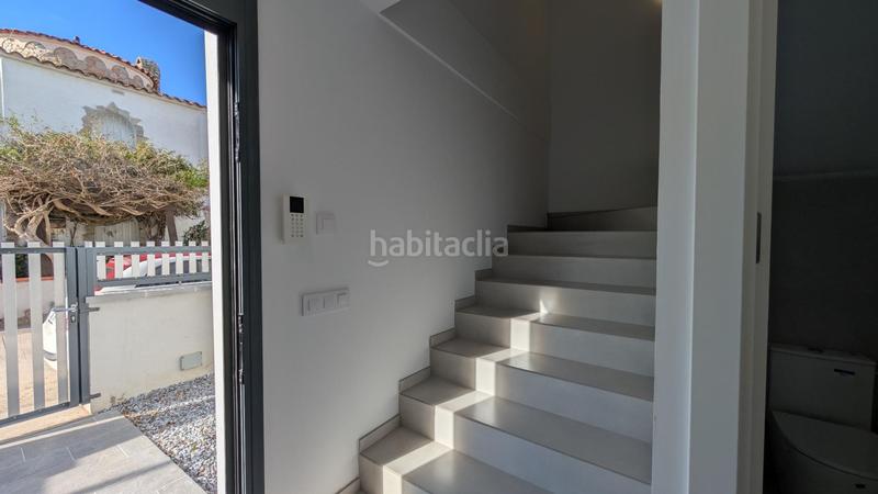 Foto abd71c6c-c693-4439-b9c4-0e9a0b090b5d. Casa  de obra nueva en venta en Sant Maurici Empuriabrava