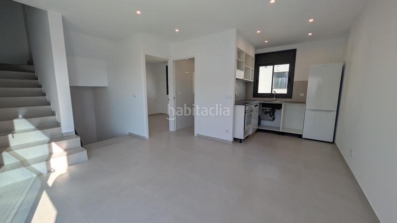 Foto bd399bb1-8d8d-49b7-9091-def7a5546f75. Casa  de obra nueva en venta en Sant Maurici Empuriabrava