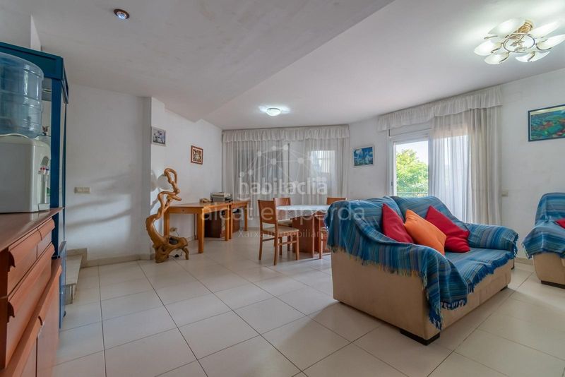 Foto 17cfc111-4019-43cf-b1d1-3365db78e46a. Casa adossada a Centre Roses