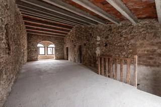 Casa a Boadella i les Escaules. Una casa rústica con historia en el centro de boadella
