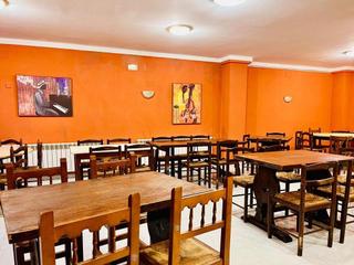 Casa adossada a Maçanet de Cabrenys. Oportunidad única casa rústica en venta en maçanet de cabrenys.