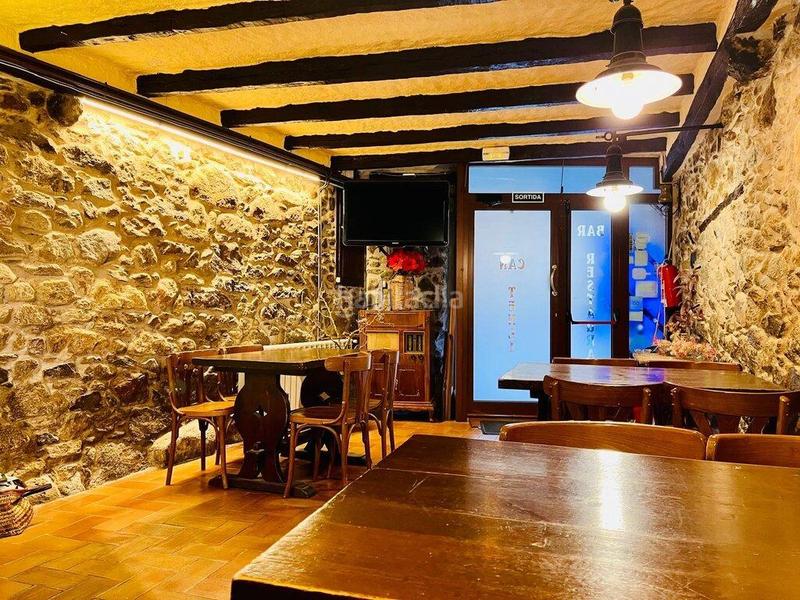 Foto bca8498d-439f-4bbf-8214-1445533f9d85. Casa adossada amb calefacció aparcament a Maçanet de Cabrenys