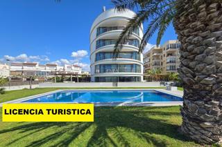 Àtic a Salatar. Ático en 1 línea con solárium, preciosas vistas y licencia turís