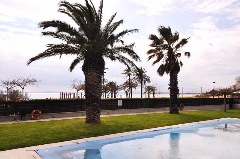 Foto ccb8b14e-411f-42e3-bd2d-1ef239e019fd. Ático  en 1 línea con solárium, preciosas vistas y licencia turística. en Roses