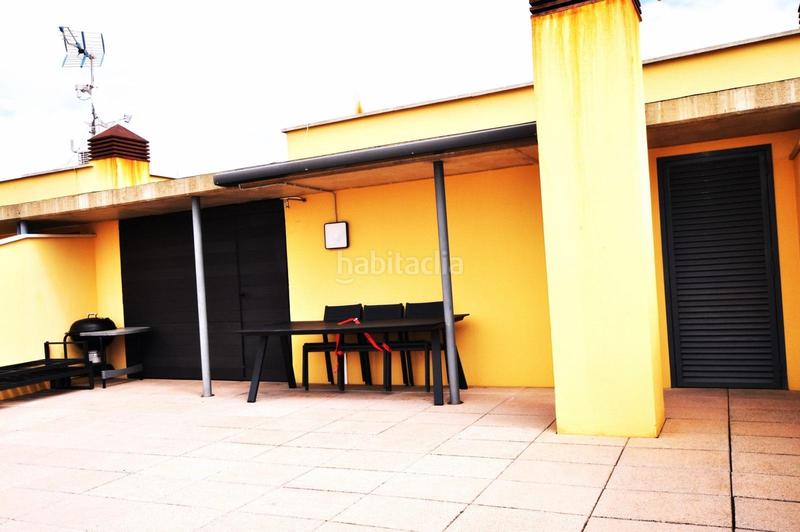 Foto e808f02c-f92e-42f7-b6e9-2fb784c547d0. Ático  en 1 línea con solárium, preciosas vistas y licencia turística. en Roses