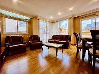 Apartament a Creu de la Mà. Piso en venta en el centro de figueres comodidad y estilo.