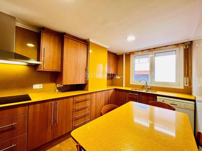 Foto ba123f6d-630d-4624-a10a-b46d546ea94a. Apartamento piso en venta en el centro comodidad y estilo. en Figueres
