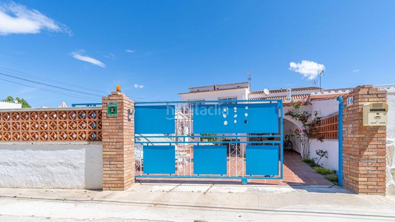 Foto 57b532d2-f2bc-46d4-b4db-4947db192733. House with pool in Carlit - Montseny Empuriabrava