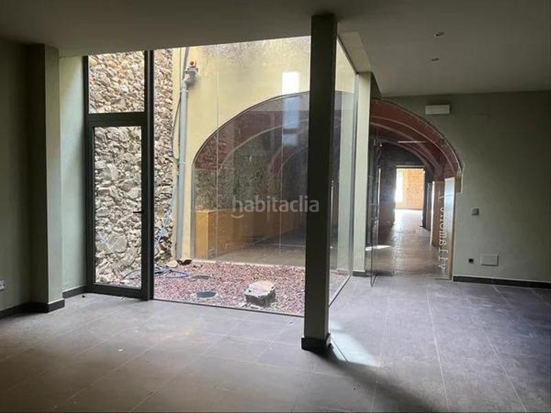 Foto 4f03eac6-a6c7-48cd-80ec-72799f1f958f. Edificio hotel con spa en venta en Garriguella