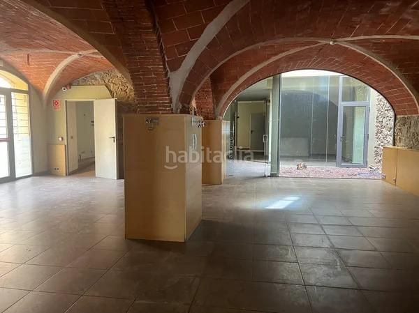 Foto 616c9e81-78ac-43a1-b771-12de14f870f3. Edifici a Garriguella