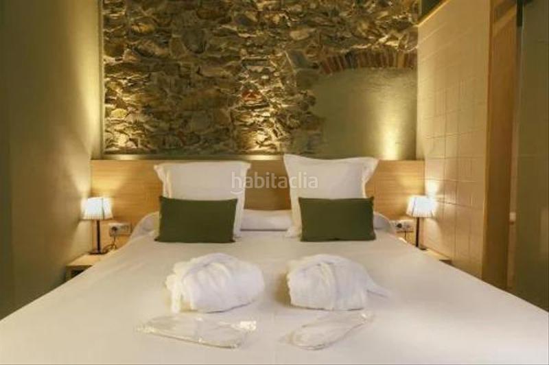 Foto 8abf7b1c-017a-4786-90d5-7aaddde9e919. Edificio hotel con spa en venta en Garriguella