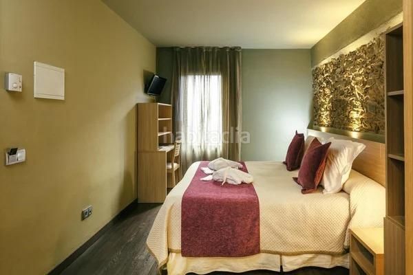 Foto f0a26d07-a505-4011-920e-321dc6e05c1a. Edifici a Garriguella