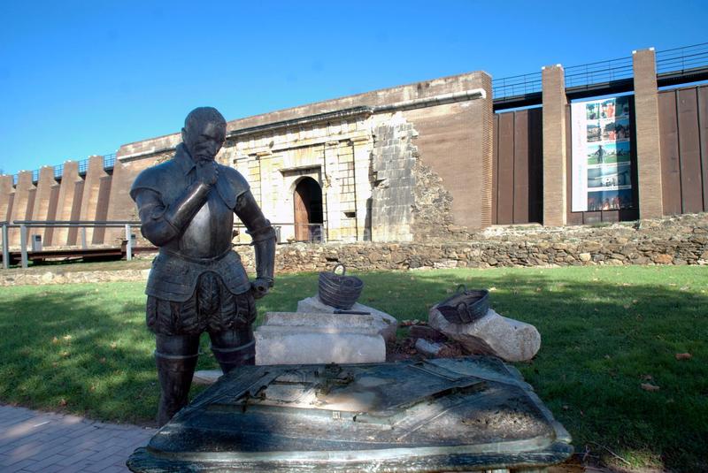 Foto 3905c491-10ae-4620-a650-d3f8d06dcfee. Casa amb aparcament a Nord Roses