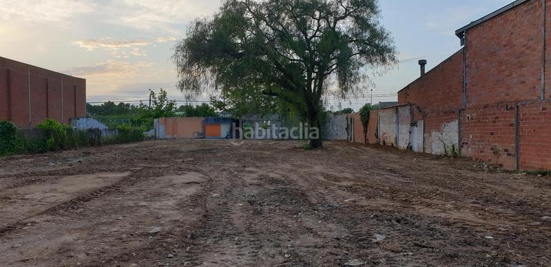 Foto 63e0c650-0df9-461a-b032-f8e789a66cf6. Terreno residencial cerca del centro ciudad en Vilatenim Figueres