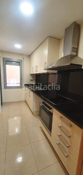 Foto a4b23a8a-ed52-4732-96d8-0c0747c4011b. Apartament amb calefacció aparcament a Centre Roses
