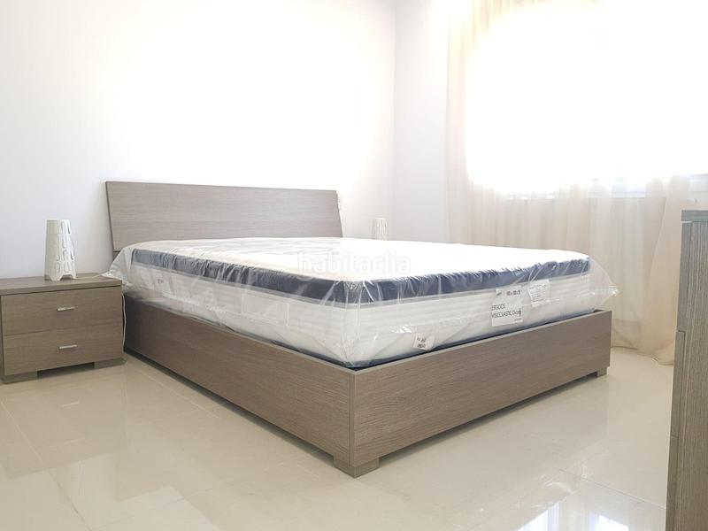 Foto 207b7fba-2f40-4131-8f8b-c5933f234452. Casa  moderna con amarre y piscina en Santa Margarida Roses