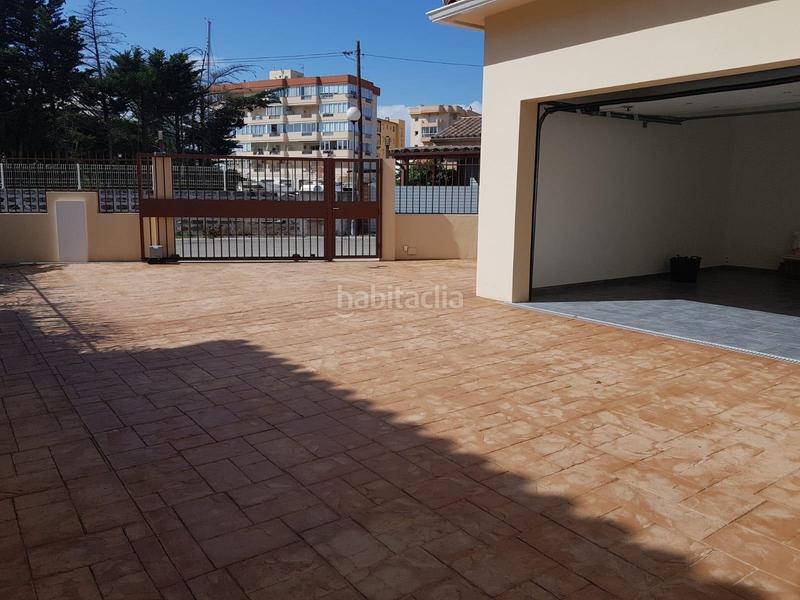 Foto 45582fde-92c9-4db5-a274-15830ad9cd70. Casa  moderna con amarre y piscina en Santa Margarida Roses