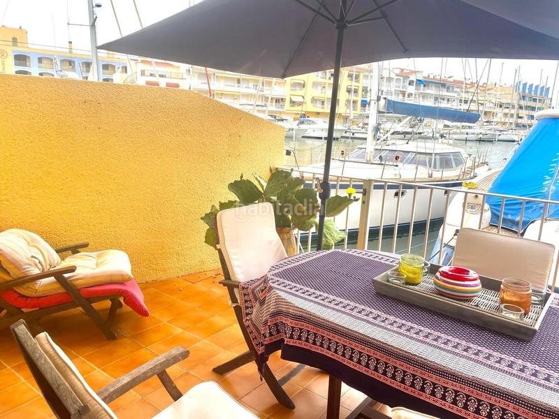 Foto a35d20d9-0676-42ad-b96c-3f40832dfbc3. Apartamento  vista al canal con parking en Empuriabrava