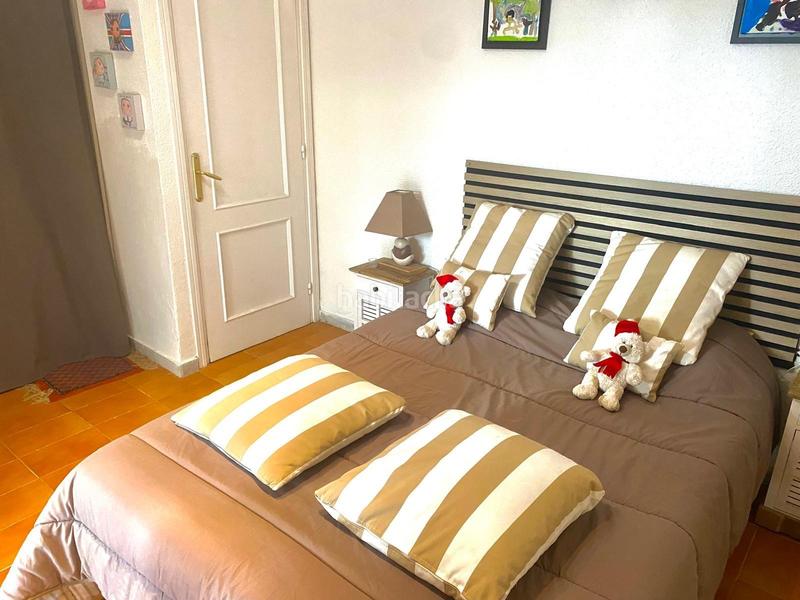 Foto fb230d12-0a01-4743-adac-c9dc36afa5df. Apartamento  vista al canal con parking en Empuriabrava