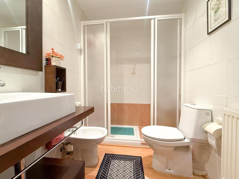 Foto 074ea5d7-bd8f-47e2-882f-05bb52d3bd07. Apartment with heating parking in Creu de la Mà Figueres