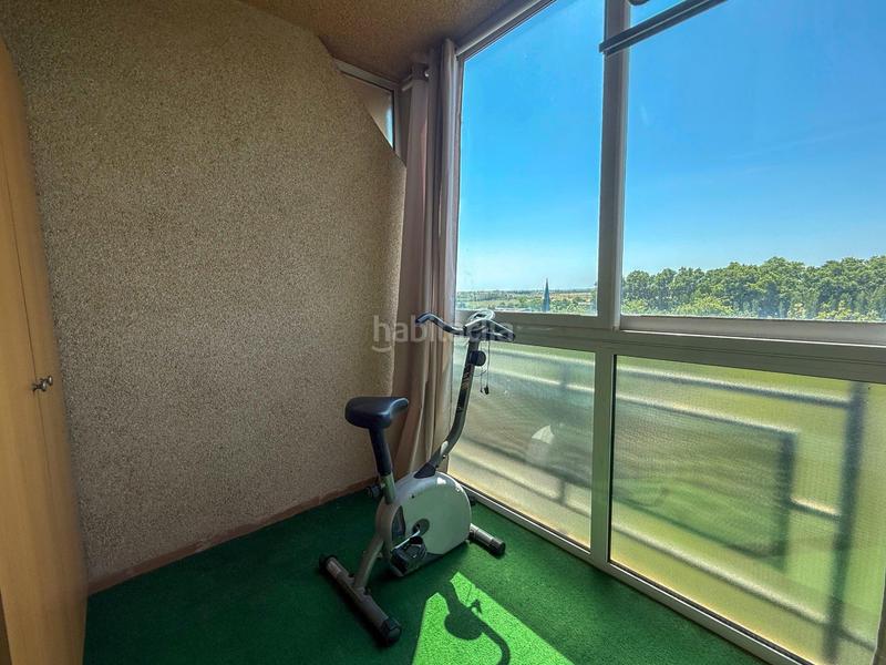 Foto bc84dc03-b678-425c-99d3-b05298853b42. Apartment with heating parking in Creu de la Mà Figueres