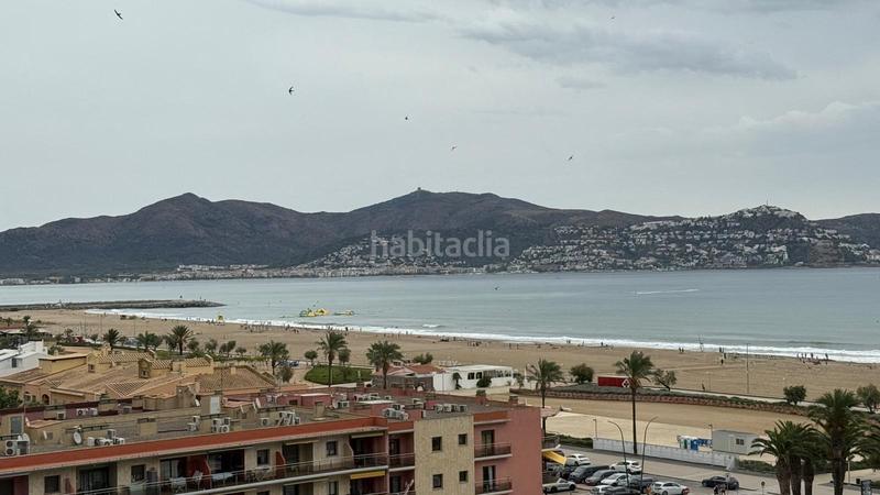 Foto 756acf87-6fb2-4947-899d-8d4c8b7ab3cb. Apartamento  de un solo ambiente vista al mar en Empuriabrava