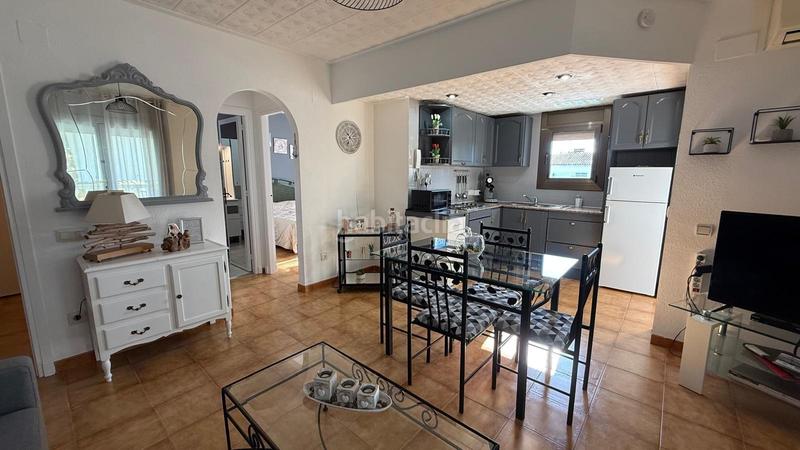 Foto 259a82db-3be9-4b07-86e7-529837d2ef68. Apartamento  con licencia turistica en Empuriabrava