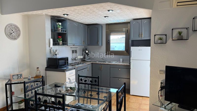 Foto e745b7a5-c4d8-4421-8446-f0fa57f97a4a. Apartament a Carmençó Empuriabrava