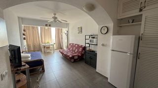 Apartament a Santa Margarida. Apartamento de un solo ambiente en isla de roses