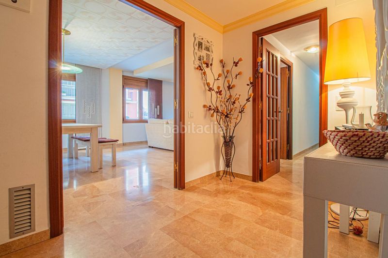 Foto 4e2de5f5-645c-4a4d-8ebf-a6bfae1ab8a0. Apartament amb calefacció a Centre Figueres