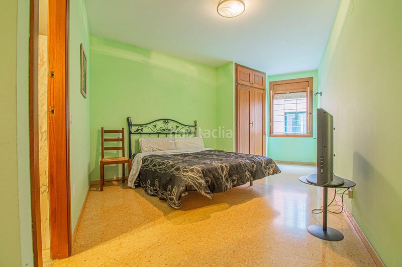 Foto 63ac4367-a4b9-49b5-bed1-08302d15ea6e. Apartament amb calefacció a Centre Figueres