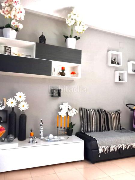 Foto cd0a0c21-3f8d-4f8c-b544-ee47c37f3a3d. Appartement in Sant Maurici Empuriabrava