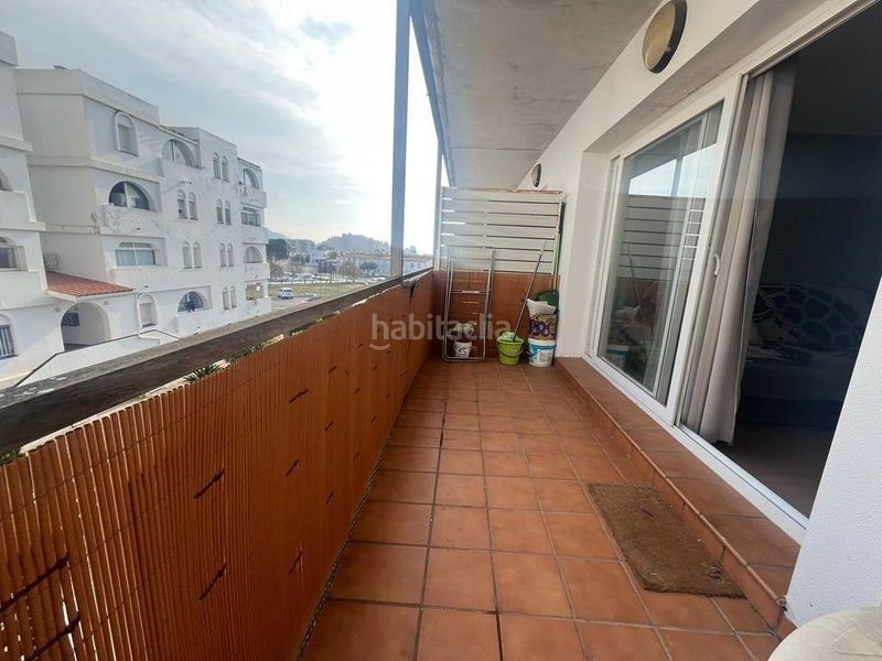 Foto 00b8611f-caa5-4d9a-97da-e87a68a8e4e4. Apartament amb aparcament piscina a Santa Margarida Roses