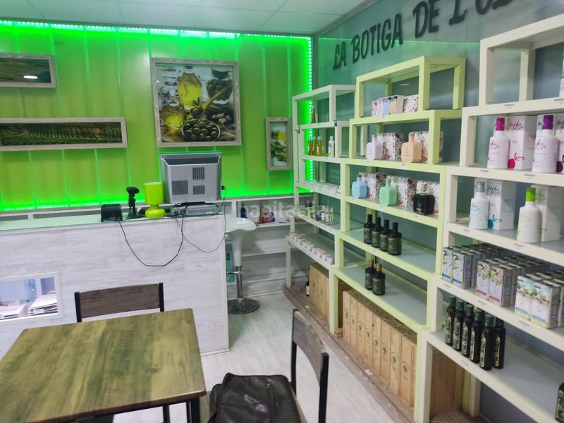 Foto 16afe46a-2f50-46e3-af41-cfa011395f03. Local comercial a Centre Roses