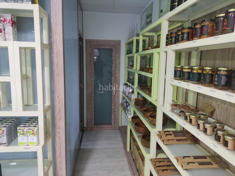 Foto a686f76d-4b23-4d79-8a71-f096dc5c9a94. Local comercial a Centre Roses