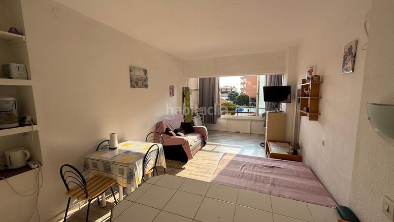 Foto b2a5c740-4c37-42a5-a15c-5915b733f9ef. Apartament amb piscina a Santa Margarida Roses