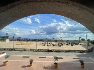 Appartement à Muga - Gran Reserva - Badia. Apartamento de un solo ambiente con vistas al mar