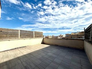 Duplex in Nucli Antic. Dúplex en venta lescala centro del pueblo