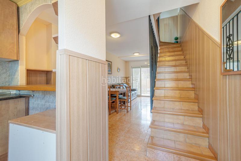 Foto 1b2ede8b-1b04-486d-a1cf-111896ebe700. Reihenhaus mit parking in Sant Maurici Empuriabrava