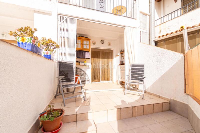 Foto b73b1f16-6e94-4aa2-bd8f-4b0d3446354b. Reihenhaus mit parking in Sant Maurici Empuriabrava