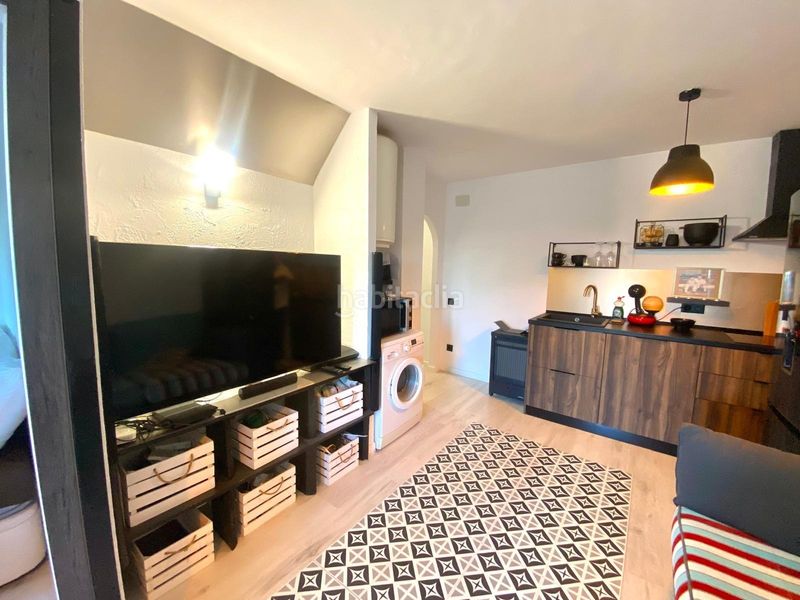 Foto 1b8656c9-336d-475f-9267-5d9e9f99376d. Apartament amb aparcament a Alberes Empuriabrava
