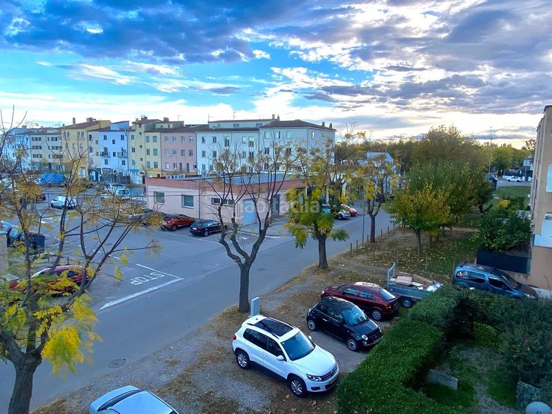 Foto 5873ab68-8f4b-458d-b5ec-42f2671e03f4. Apartament amb aparcament a Alberes Empuriabrava