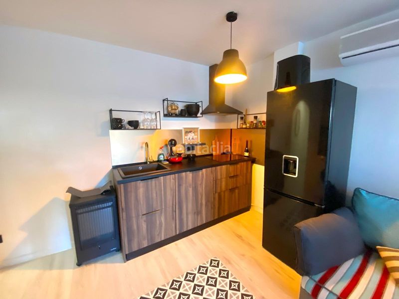 Foto f9ed8600-0fab-4b5f-9875-020f466b0d3d. Apartament amb aparcament a Alberes Empuriabrava