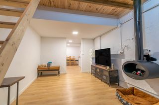 Casa adossada a Castelló d´Empúries. Bonita casa parcialmente reformada
