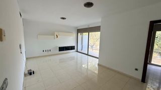 Apartment in La Vila. Apartamento con parking y terraza en llançà