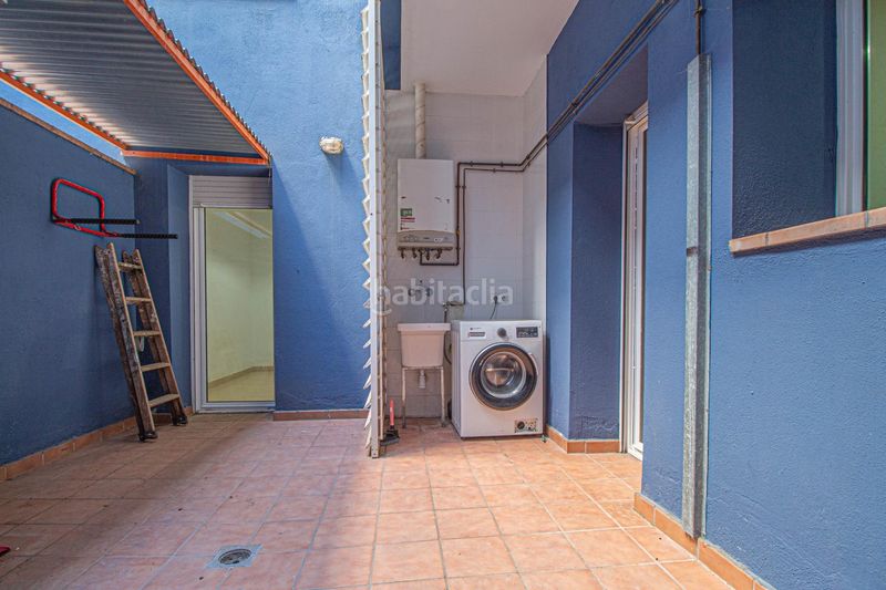 Foto 267f32a9-426b-431d-b9a4-1656e37d6885. Planta baixa a Eixample-Horta Capallera Figueres